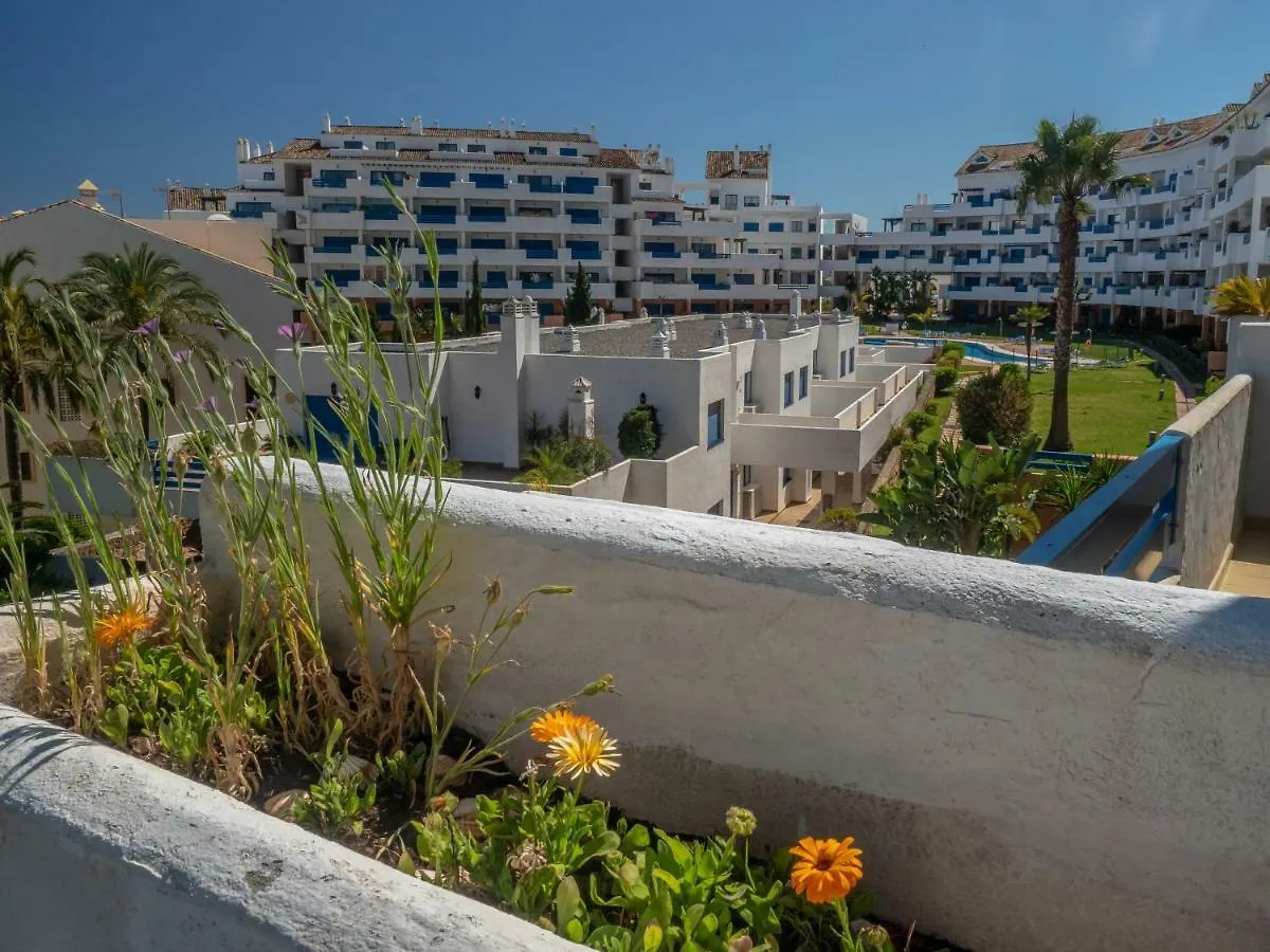 2284-Apt With Big Terrace With Sea View Apartment Manilva